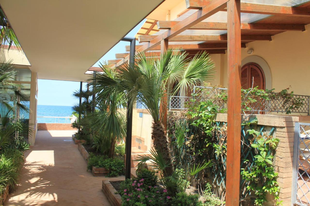 Hotel Residence La Darsena Agropoli Buitenkant foto