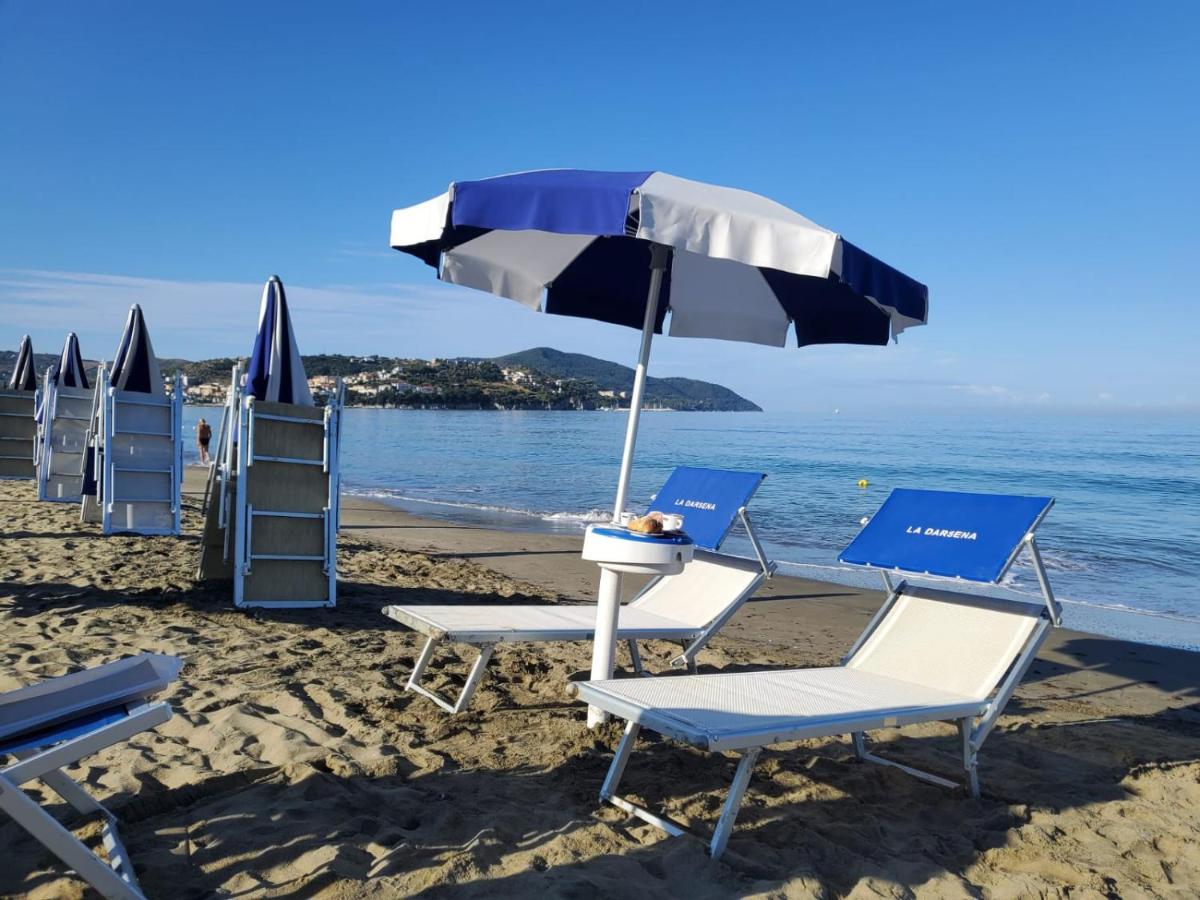 Hotel Residence La Darsena Agropoli Buitenkant foto