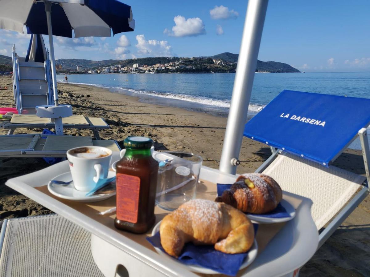 Hotel Residence La Darsena Agropoli Buitenkant foto