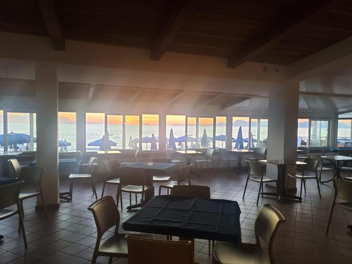 Hotel Residence La Darsena Agropoli Buitenkant foto