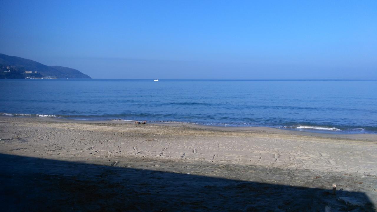 Hotel Residence La Darsena Agropoli Buitenkant foto