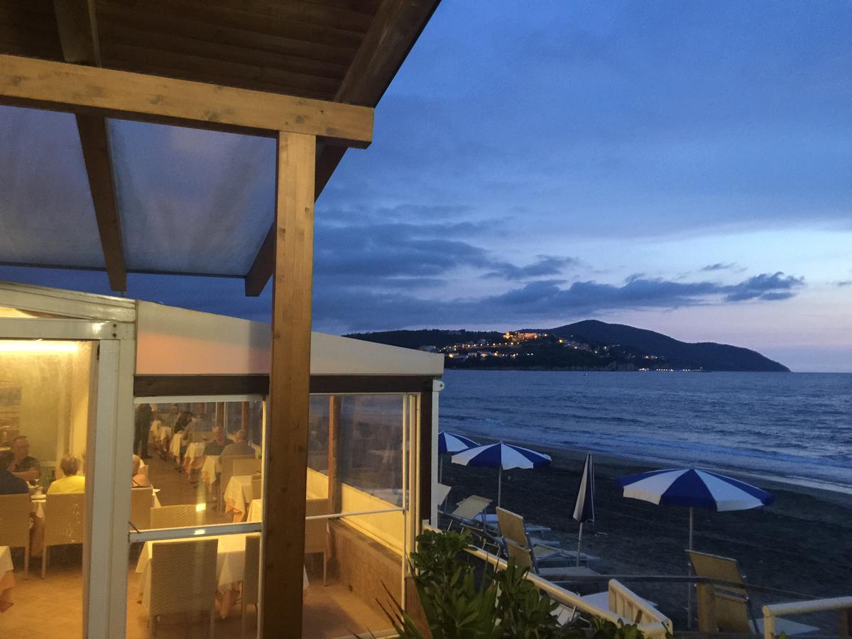 Hotel Residence La Darsena Agropoli Buitenkant foto