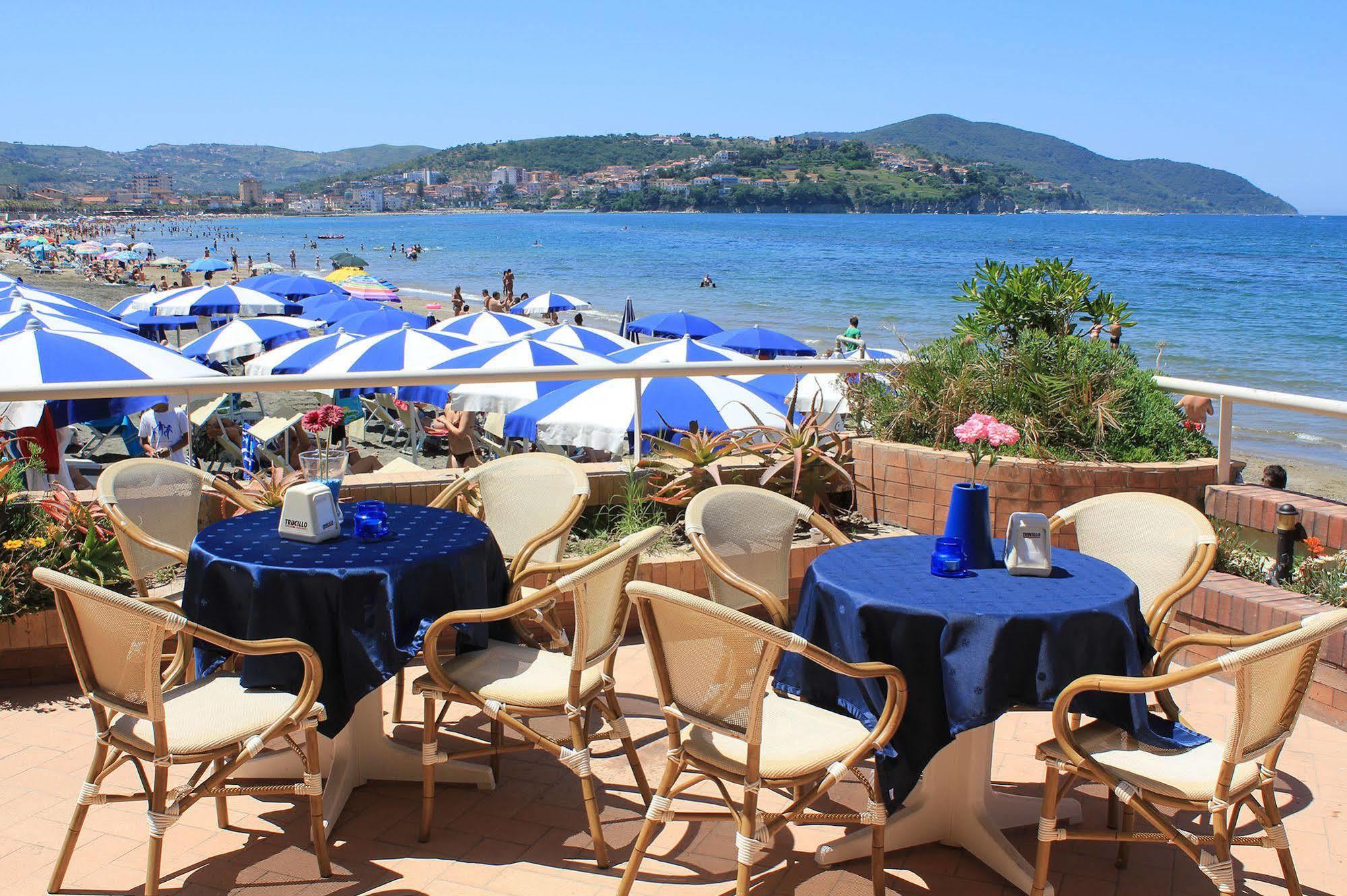 Hotel Residence La Darsena Agropoli Buitenkant foto
